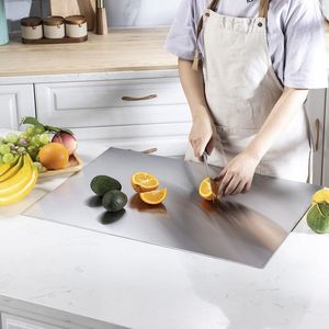 Tabla de Cortar de Acero Inoxidable Gruesa con Borde, Tapete para Repostería Antideslizante y Antiadherente para Encimera de Cocina, Logotipo Personalizado - Product Image 3