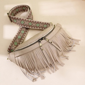 Bolso de Pecho Vintage Personalizado con Flecos para Mujer, de Cuero PU, Color Sólido, Estilo Étnico, Forma de Dumpling, Riñonera - Product Image 3