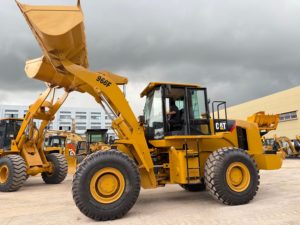 Chargeuse sur pneus CAT 966F d'occasion robuste, machinerie fiable de 6 tonnes pour le transport d'agrégats et les travaux en carrière - Product Image 6