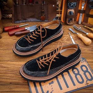 Bottes de travail pour hommes - Chaussures en cuir décontractées style coréen à bout large avec design rétro britannique bicolore tendance - Product Image 3