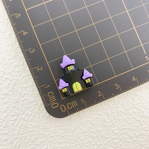 Accesorios de Resina de Halloween con Diseño de Escoba, Fantasma y Castillo - Decoración DIY con Pegamento en Crema para Fundas de Teléfono y Horquillas - Product Image 5