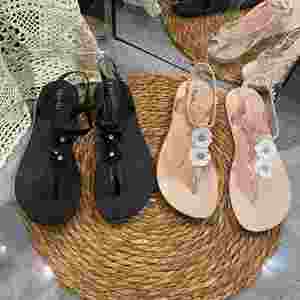 Nuevas Sandalias de Playa Planas con Decoración Floral para Mujer, Chanclas de Verano con Punta Abierta, Sandalias Casuales para Exteriores y la Playa, Venta al Por Mayor - Product Image 1