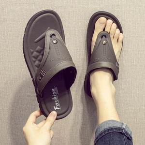 Tongs pour hommes été dernières semelles épaisses antidérapantes Style coréen sandales de plage décontractées à la mode - Product Image 6