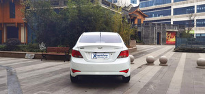 Hyundai Verna 2016 1.4 GLS Manual, Auto Usado Barato, Volante a la Izquierda, Sedán Compacto, Eficiente en Combustible, para Desplazamientos Diarios - Product Image 5