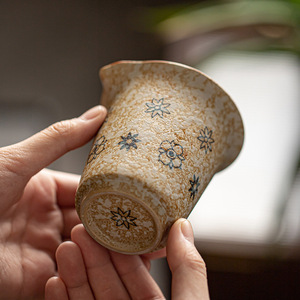 ชุดน้ำชาพอร์ซเลนสไตล์จีนเคลือบเงาแบบ Ru Kiln รูปทรงกระบอก สำหรับดื่มน้ำชายามบ่าย - Product Image 4