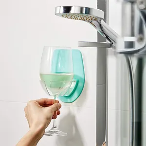 穴あけなし壁掛けバスルームシリコン強力ワイングラス収納ラックワットプラスチック赤ワイングラスホルダー