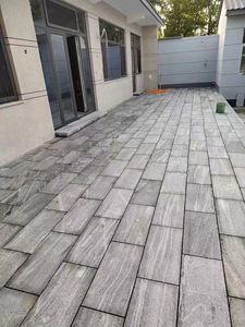 Les marches d'escalier en granit doré Jupana couvrent un design moderne pour l'intérieur, finition de surface en dolomite et marbre en Chine - Product Image 5