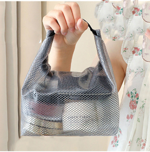 محمولة متعددة الوظائف للسفر إيفا ، زر المفاجئة بسعة كبيرة ، مقاومة للماء لأدوات الزينة - Product Image 1