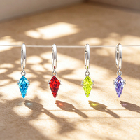 Boucles d'oreilles créoles élégantes et raffinées en argent sterling 925, serties de pierres CZ colorées polies, faible MOQ, pour femmes et hommes, bijoux personnalisés