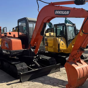 Miniexcavadora usada genuina de máximo rendimiento DOOSAN DH60 Excavadora hidráulica compacta de 6 toneladas Alta calidad y bajas horas de trabajo - Product Image 1