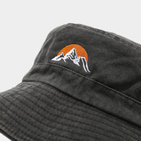 Chapeau Bob Personnalisé en Toile de Coton Lavée, Chapeau de Pêcheur à Large Bord avec Cordon de Serrage Brodé, Idéal pour la Randonnée, le Camping, la Pêche, les Voyages, Unisexe
