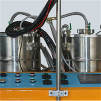 2024 Machine d'injection de colle PU carrée de voiture Machine d'injection automatique de colle filtre à air PU faisant la machine
