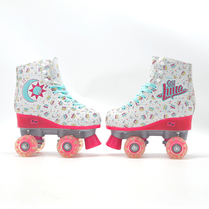 Patines de cuatro ruedas hechas en fábrica, alta calidad, de cuero, azul, plátano, malla, carcasa de PVC - Product Image 1