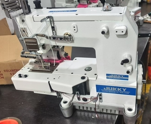 Machine à coudre industrielle multi-aiguilles JUKKY VC008 pour ceintures, point de chaînette 4-12, pour vêtements, avec table et moteur 550W, équipée d'un A. - Product Image 6