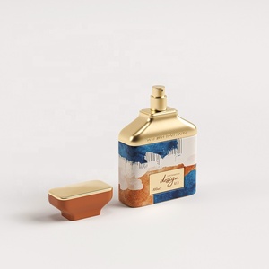 Botella de <span class=keywords><strong>Perfume</strong></span> de Vidrio con Molde Personalizado 2026, Color de Pulverización Único, 30ml 50ml 100ml, Botella de <span class=keywords><strong>Perfume</strong></span> Cuadrada con Pulverizador y Tapa - Product Image 1