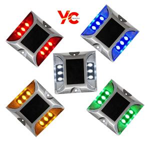 Светодиодные солнечные дорожные светоотражатели: Заводская цена, белый светоотражающий материал, дизайн «кошачий глаз» для навесных дорожных знаков - Product Image 1