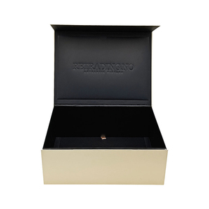 Caja de Regalo de Cartón Rígido Magnético con Diseño Personalizado, Forro de Esponja, Materiales Reciclados, Laminación Mate, Grabado en Relieve, Opción de Marco para Fotos - Product Image 2
