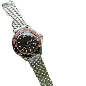 Montres automatiques de luxe pour hommes, prix d'usine en gros, mouvement mécanique 8806, étanches 300m, boîtier en titane 007, Relojes Hombre - Product Image 1