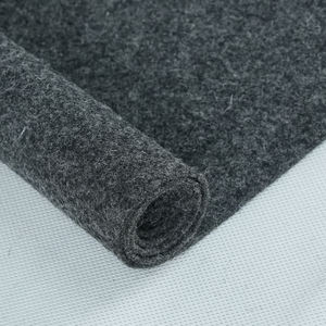 Feutre de laine coloré personnalisé 5 <span class=keywords><strong>mm</strong></span> <span class=keywords><strong>3</strong></span> <span class=keywords><strong>mm</strong></span> d'épaisseur Rouleaux de tissu de laine industrielle non tissée - Product Image 2