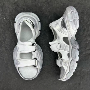 Chaussons décontractés de luxe de haute qualité style 3.0 pour hommes et femmes, blancs, antidérapants, pour l'extérieur, la plage, à enfiler, polyvalents, été - Product Image 3