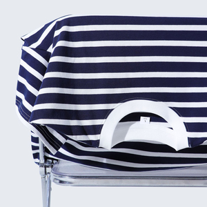 Nuovi abiti da uomo alla moda producono magliette sportive di base Casual con Cropped t-shirt in cotone a righe bianche e nere - Product Image 2