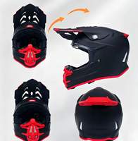 Casque de motocross de luxe en fibre de carbone avec accents rouges, équipement de course tout-terrain pour clubs de motocyclistes