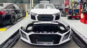 Kit carrosserie de mise à niveau pour <span class=keywords><strong>Audi</strong></span> <span class=keywords><strong>R8</strong></span> Classic : Pare-chocs avant et arrière, calandre en maille, jupes latérales, aileron - Édition limitée - Product Image 2