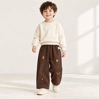Celana Panjang Anak Laki-Laki Warna Cokelat Model Straight Leg dengan Motif Kartun Kecil, Pinggang Elastis, Saku Samping, dan Ujung Terbuka