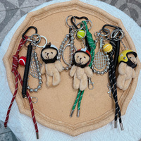 Breloques de sac en chaîne de perles de coton argentées, style punk, écologiques, luxueuses, mignonnes, en forme de casque et d'ours en peluche, avec pendentif décoratif