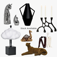 Décoration de maison moderne Statue d'animal de gorille géométrique dorée de luxe Figurine de table Sculpture artisanale créative en résine