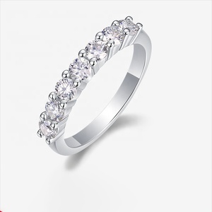 Anello in Argento 925 con Moissanite, 7 Pietre Rotonde da 3,0mm, Taglia Regolabile, Gioiello Scintillante per Matrimonio, Anello alla Moda - Product Image 1