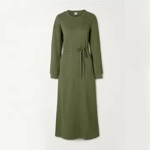 Vestido de Suéter Bohemio Personalizado para Mujer con Cuello Redondo, Mangas Largas, Diseño Sólido, Tejido Transpirable, Cinturón Tejido, Lavable - Product Image 1