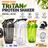 Bouteille shaker de fitness Tritan sans BPA de 600 ml en gros avec logo personnalisé, couvercle anti-fuite et boule mélangeuse pour la gym et les boissons protéinées