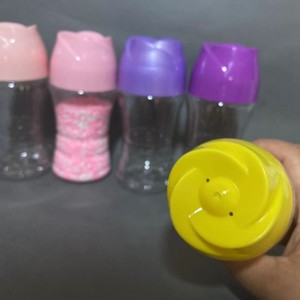 ขวดลูกปัดน้ำหอมกลิ่นกุหลาบ 250 มล. (ทรงเอวบาง) - มีสินค้าในสต็อก เหมาะสำหรับปกป้องผ้าและใช้เป็นน้ำหอม ผลิตจากพลาสติก PET - Product Image 3