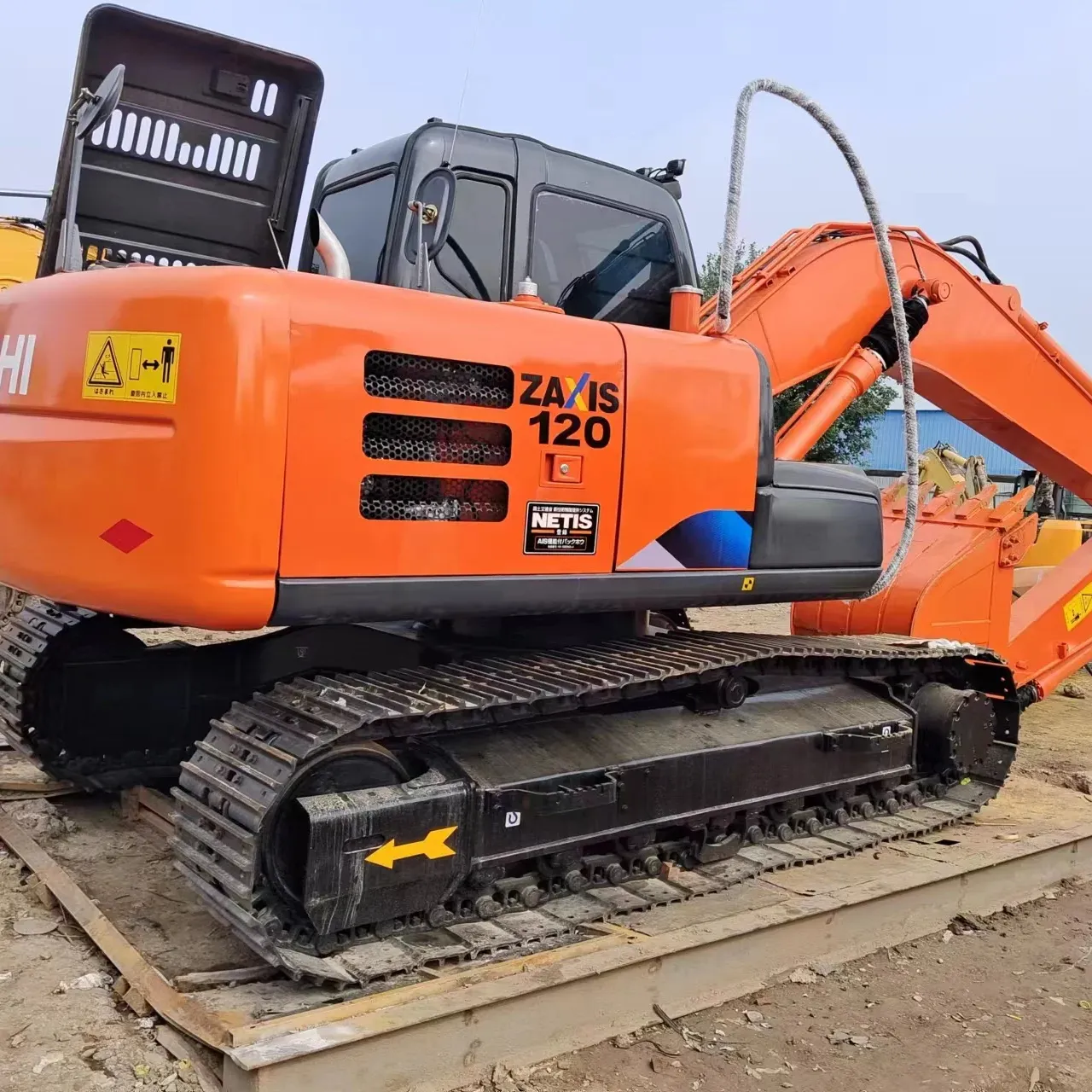 มือสองเดิมของ Hitachi Zx120 รถขุดตีนตะขาบตีนตะขาบ 12t รถขุดขนาดกลางแบรนด์ญี่ปุ่น