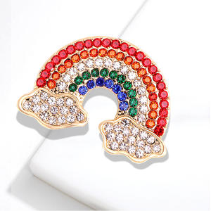 Precioso Broche de Cristal Arcoíris con Diamantes Chapado en Oro, Delicado Adorno Creativo, Joyería Coreana para Hombres y Mujeres - Product Image 1