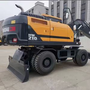Excavatrice sur pneus Hyundai HW210 d'occasion, 21 tonnes, moteur Cummins, système hydraulique d'origine, pompe robuste pour travaux de terrassement - Product Image 2
