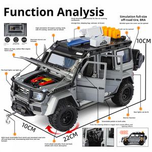 Modèle de <span class=keywords><strong>voiture</strong></span> tout-terrain en alliage moulé sous pression 1:24 avec accessoires amovibles, son V8, lumière, treuil et amortisseurs, fonction de recul pour garçons - Product Image 2