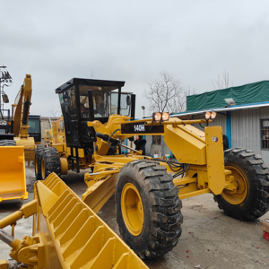 La motoniveladora Cat 140H, potencia de precisión inigualable, ofrece un rendimiento de nivelación superior, control de eficiencia para lugares de trabajo exigentes - Product Image 1