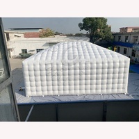 Portable grande tente de fête maison carré lumière LED Disco Bar blanc PVC gonflable Cube tente gonflable discothèque chapiteau
