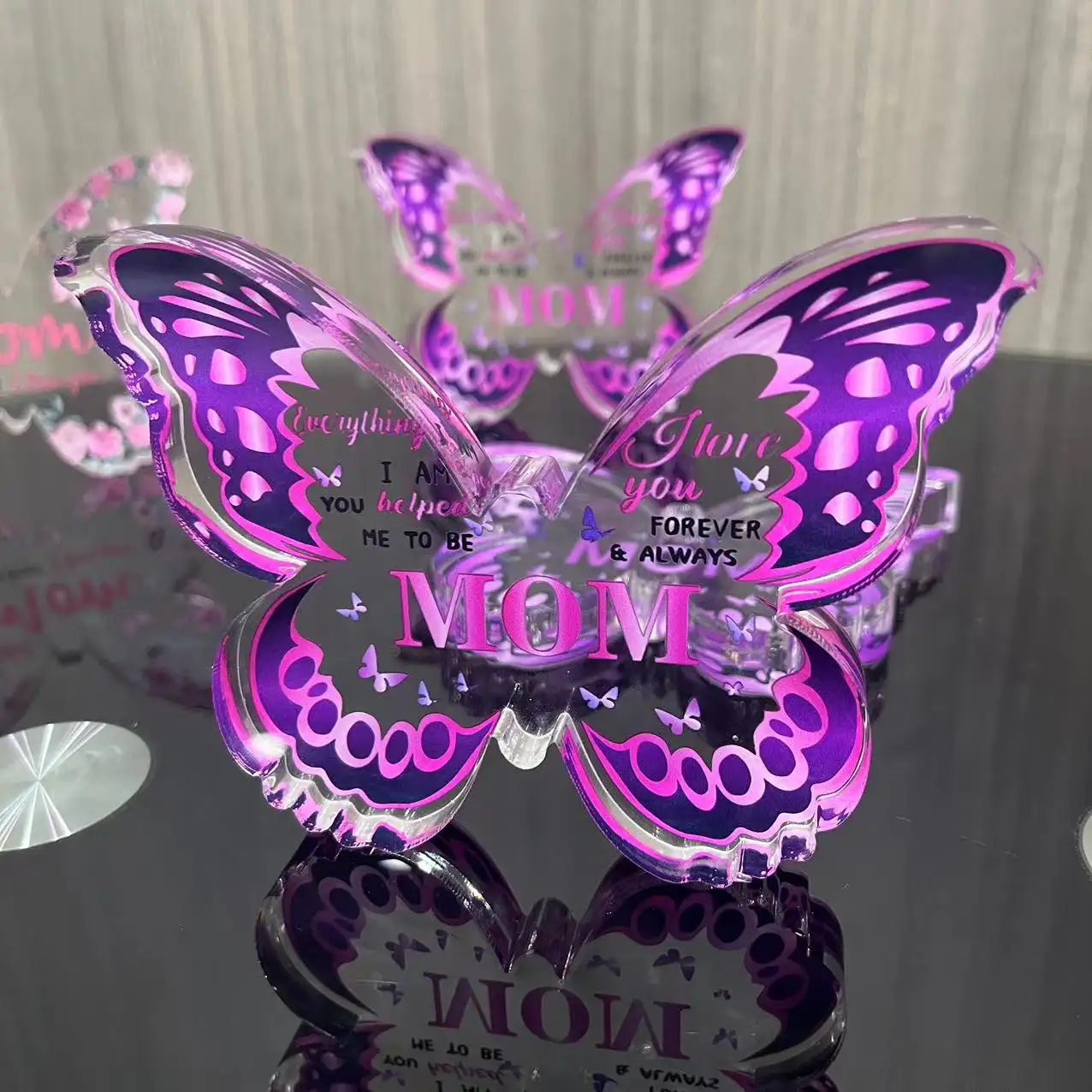 Factory wholes directly customized Butterfly acrylic for gift on festival acrylic Inspirational gift for women