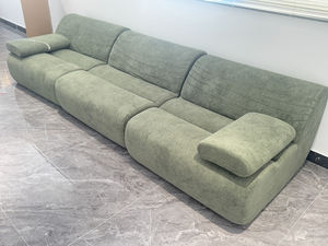 オリーブグリーンのベルベット製コンバーチブルモジュール式セクショナルソファ、丸型クッション、防汚加工、高密度フォーム、居心地の良いアパート向け - Product Image 1