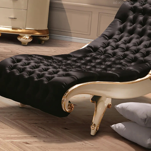 Sillón de Cuero Negro Curvo, Único y Elegante, para Sala de Estar de Apartamento o Hotel Contemporáneo - Product Image 2