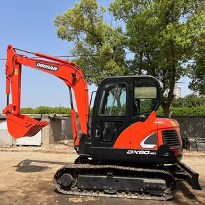 Escavatore Doosan DX60 per macchine edili di ingegneria mini escavatore di seconda mano in vendita a Shanghai