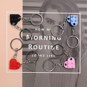 2 porte-clés en forme de cœur assortis pour couples, cadeau d'amour pour petite amie, petit ami, elle, lui, assortis pour la Saint-Valentin - Product Image 6