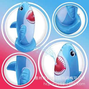 Tiburón inflable de 45 cm con rociador de agua, juguete de PVC para jardín y exteriores para niños. - Product Image 3