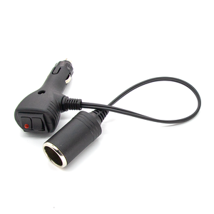 Fabrication chinoise, meilleure vente, 12v, mâle à femelle, prise automatique, allume-cigare avec fusible 5A - Product Image 1