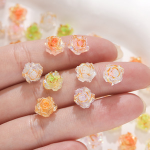 Perles en résine dorées peintes en forme de rose, 8,5x10 mm, dos plat, perles en vrac pour décoration d'ongles, coque de téléphone, accessoires de bijoux DIY - Product Image 3