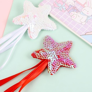 Linda varita de lentejuelas con forma de estrella de cinco puntas y mariposa, juguete educativo de plástico para niños, accesorios para fiestas y actuaciones. - Product Image 5