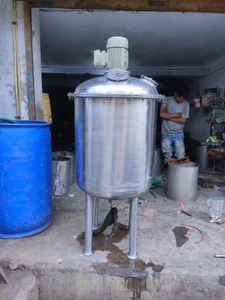 Mezcladora de detergente líquido y champú Licuadora emulsionante al vacío con control PLC - Product Image 4